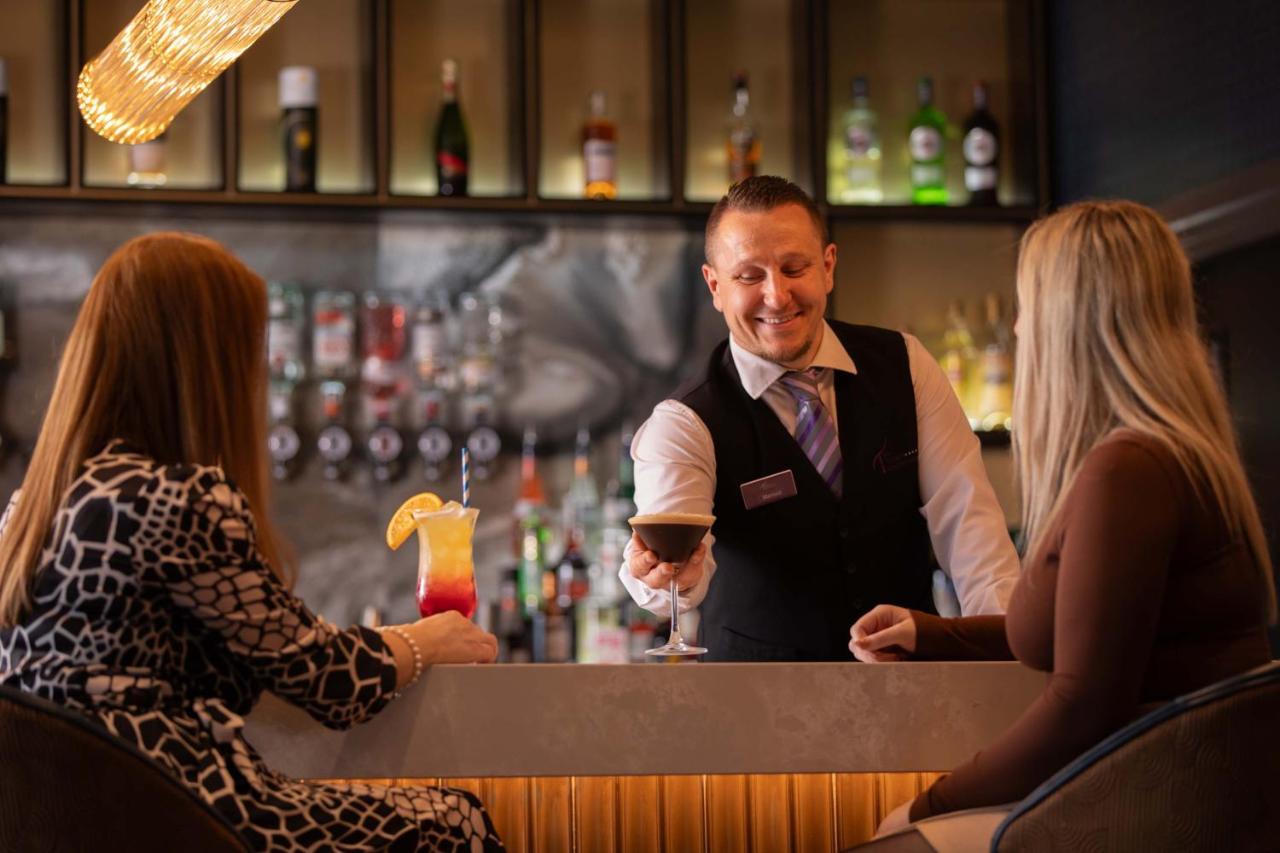 Talbot Hotel Клонмел Экстерьер фото