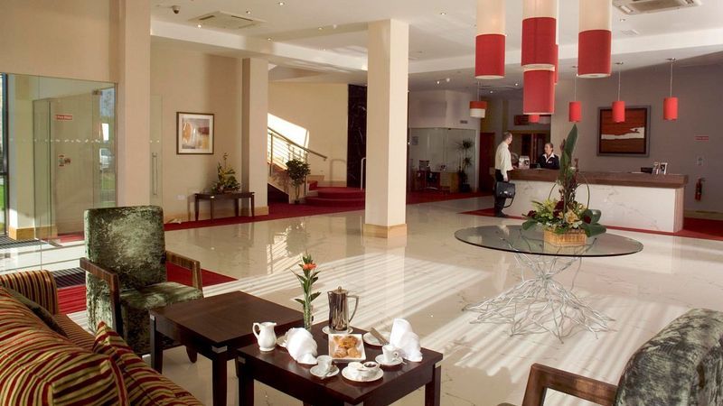 Talbot Hotel Клонмел Экстерьер фото